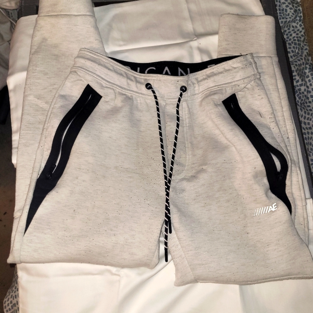 American Eagle Sweats (unisex)